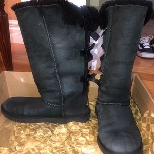 women’s black UGG bailey bow boots